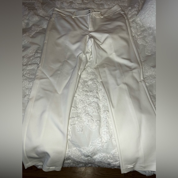 Elle White dress pants - Picture 1 of 3